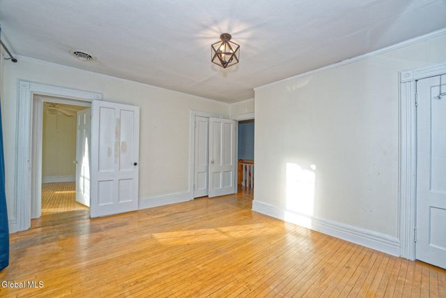 16 Brookside Avenue, Menands, NY 12204