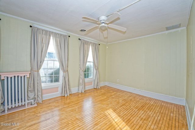 16 Brookside Avenue, Menands, NY 12204