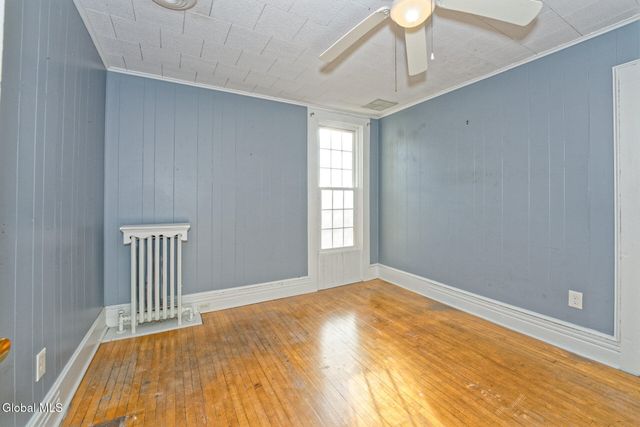 16 Brookside Avenue, Menands, NY 12204