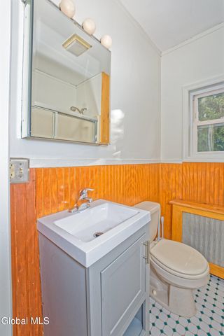 16 Brookside Avenue, Menands, NY 12204