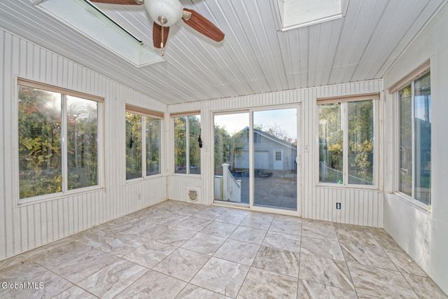 16 Brookside Avenue, Menands, NY 12204