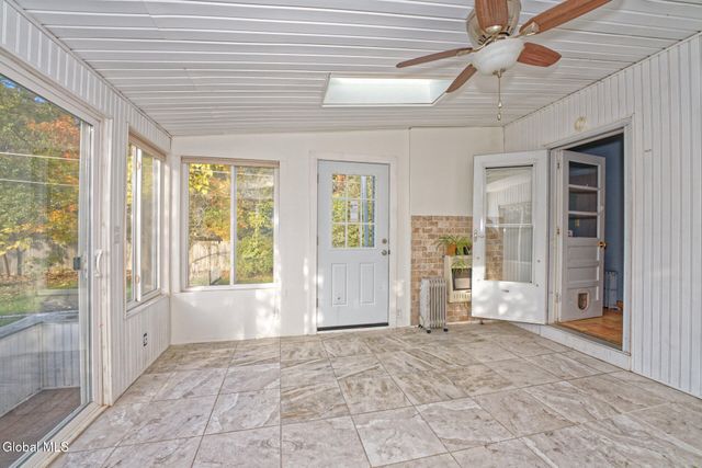 16 Brookside Avenue, Menands, NY 12204