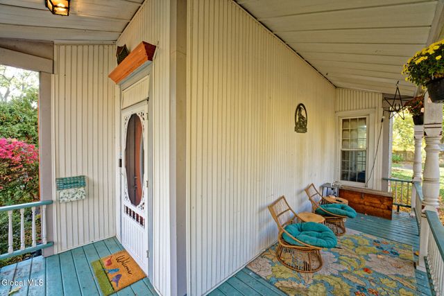 16 Brookside Avenue, Menands, NY 12204