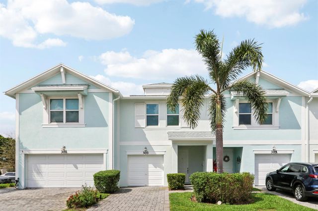 303 SE Halifax Lane, Stuart, FL 34994