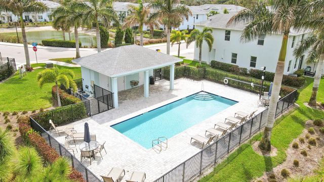 303 SE Halifax Lane, Stuart, FL 34994