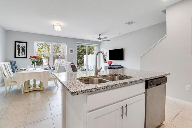 303 SE Halifax Lane, Stuart, FL 34994