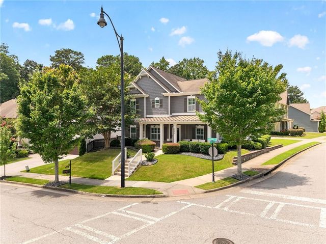 1596 Habershal Road NW, Atlanta, GA 30318