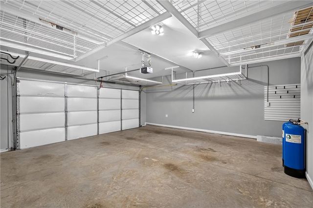 1596 Habershal Road NW, Atlanta, GA 30318