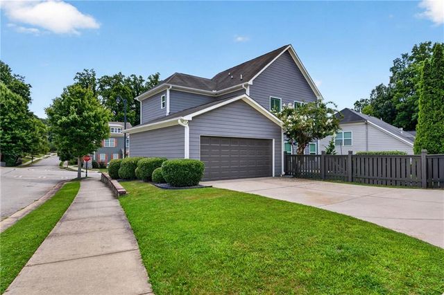 1596 Habershal Road NW, Atlanta, GA 30318