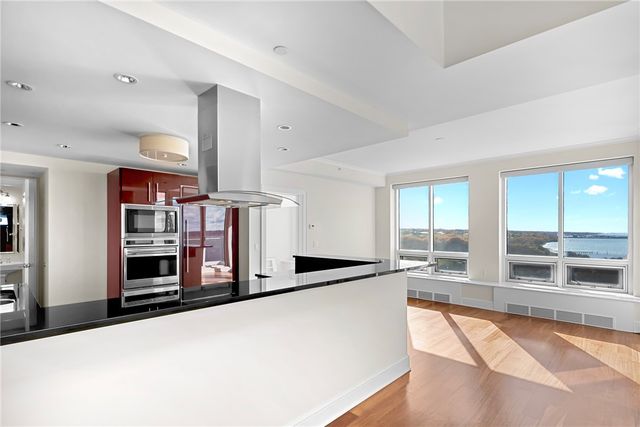 1 Tower Drive 1201, Portsmouth, RI 02871