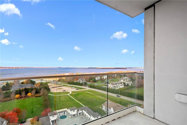 1 Tower Drive 1201, Portsmouth, RI 02871