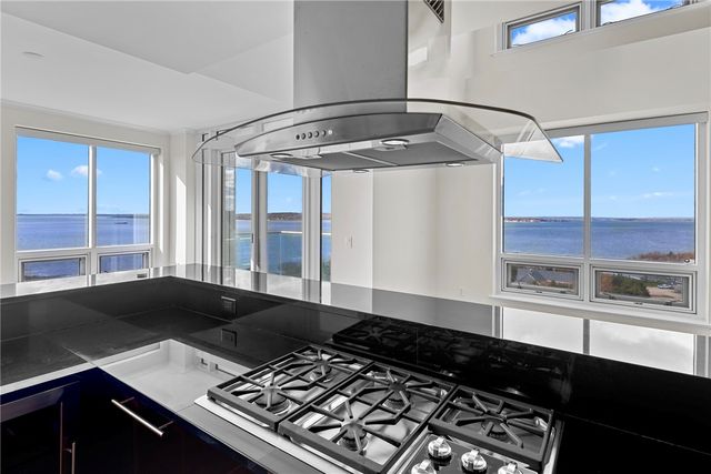 1 Tower Drive 1201, Portsmouth, RI 02871