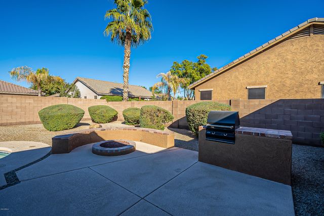 110 W Cardinal Way, Chandler, AZ 85286