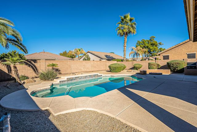 110 W Cardinal Way, Chandler, AZ 85286
