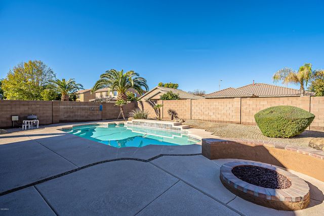 110 W Cardinal Way, Chandler, AZ 85286