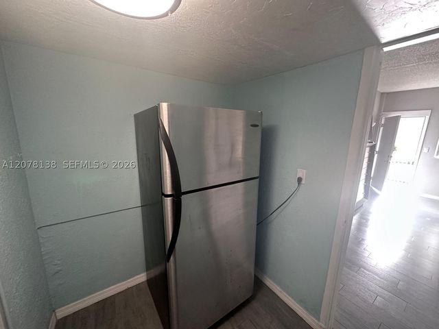 26 Diplomat Pkwy 2342, Hallandale Beach, FL 33009