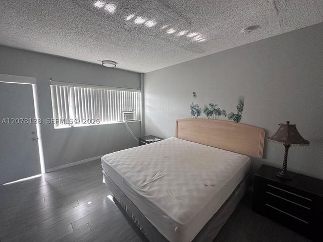 26 Diplomat Pkwy 2342, Hallandale Beach, FL 33009