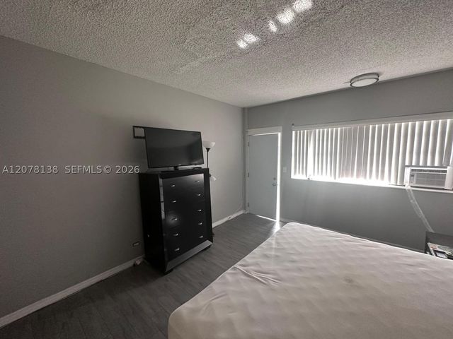 26 Diplomat Pkwy 2342, Hallandale Beach, FL 33009