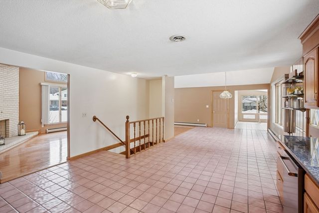 80 Elizabeth Dr, Ludlow, MA 01056