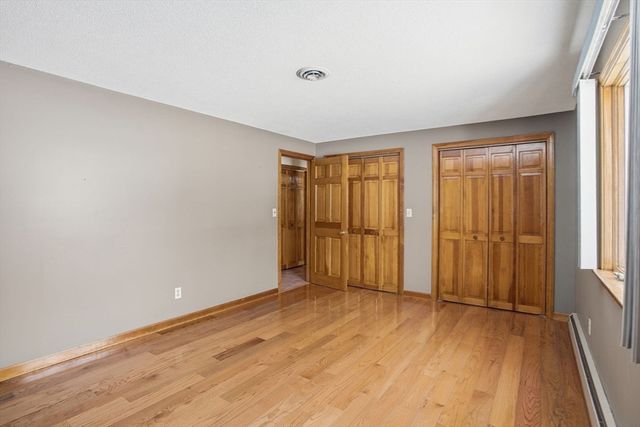 80 Elizabeth Dr, Ludlow, MA 01056