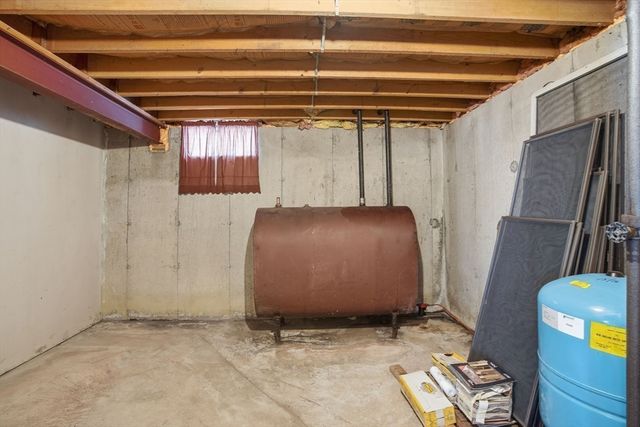 80 Elizabeth Dr, Ludlow, MA 01056