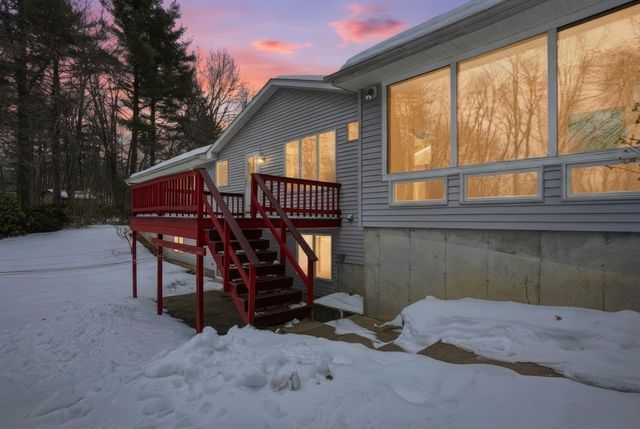 80 Elizabeth Dr, Ludlow, MA 01056