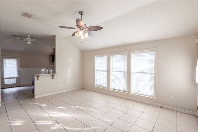 917 North Hull Street, Caldwell, TX 77836