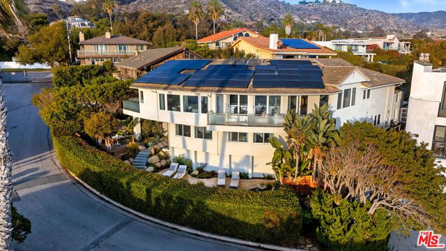 31558 Victoria Point Road, Malibu, CA 90265