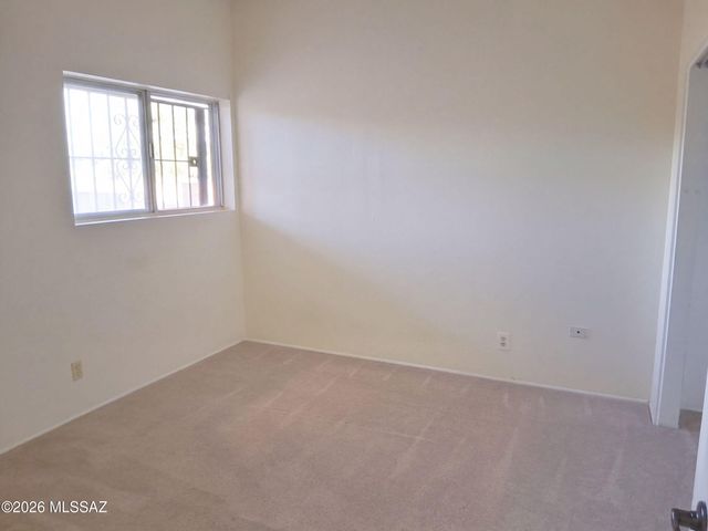 8941 E Rosewood Street, Tucson, AZ 85710