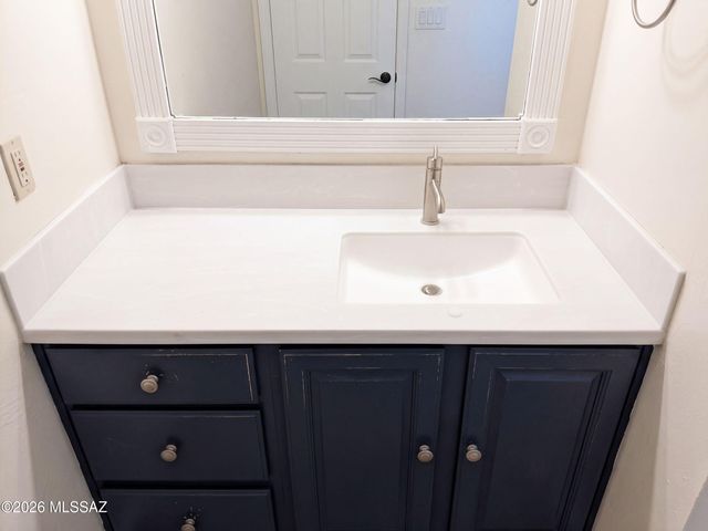 8941 E Rosewood Street, Tucson, AZ 85710
