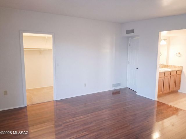 8941 E Rosewood Street, Tucson, AZ 85710