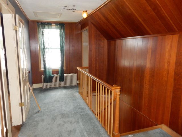 594 E Main Street, Newport City, VT 05855