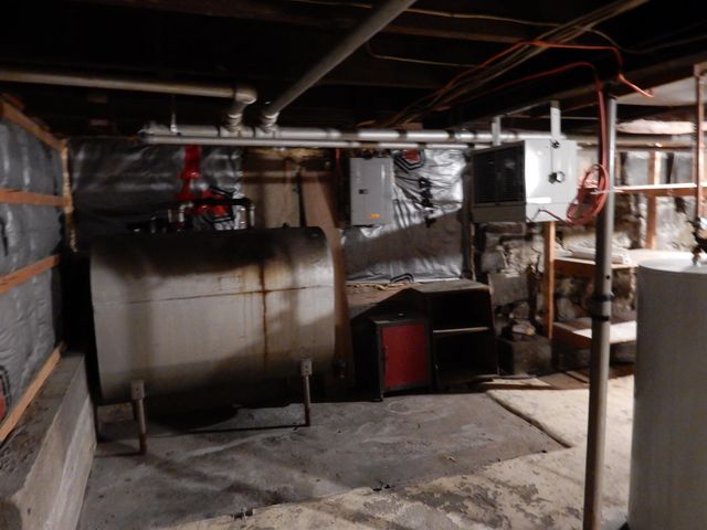 594 E Main Street, Newport City, VT 05855