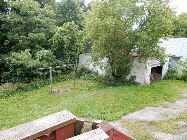 594 E Main Street, Newport City, VT 05855