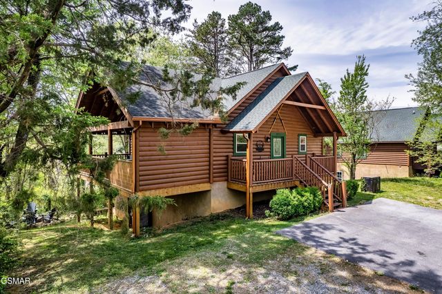 3922 Valley View Drive, Pigeon Forge, TN 37863