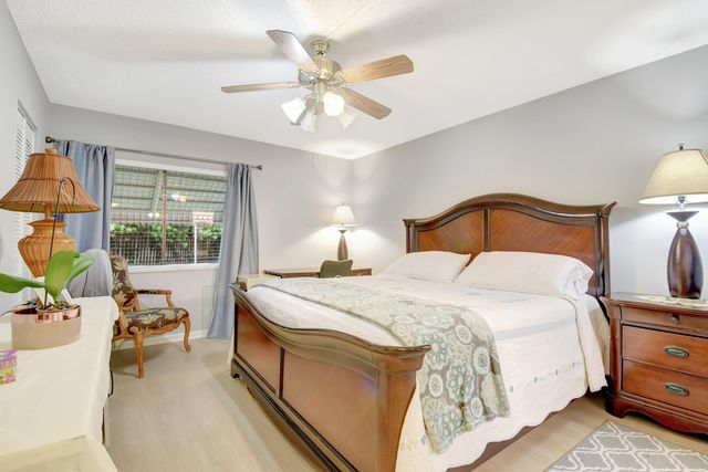 323 Pine Ridge Circle A-1, Greenacres, FL 33463