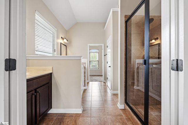 135 Adams Creek Place, Simpsonville, SC 29681