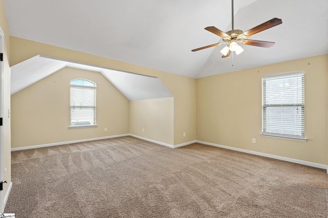 135 Adams Creek Place, Simpsonville, SC 29681