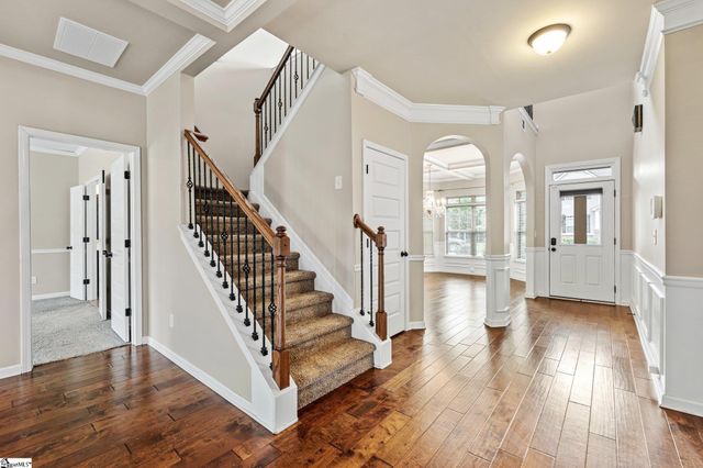 135 Adams Creek Place, Simpsonville, SC 29681