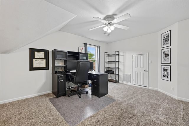 1009 Hendricks Ct, Clarksville, TN 37040