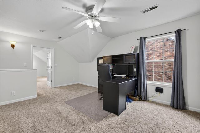 1009 Hendricks Ct, Clarksville, TN 37040