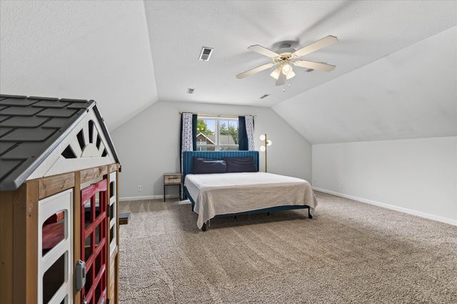 1009 Hendricks Ct, Clarksville, TN 37040