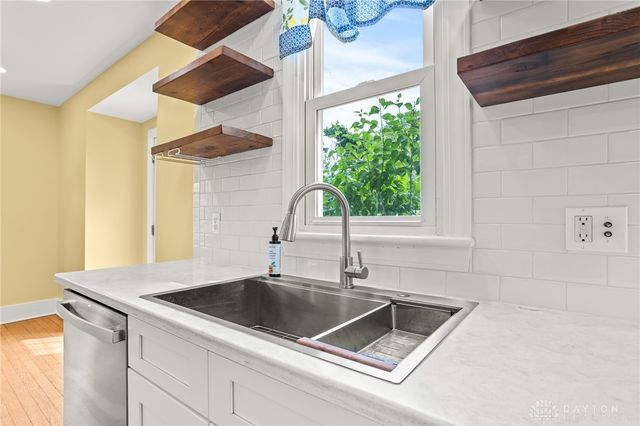 2908 Roanoke Avenue, Kettering, OH 45419