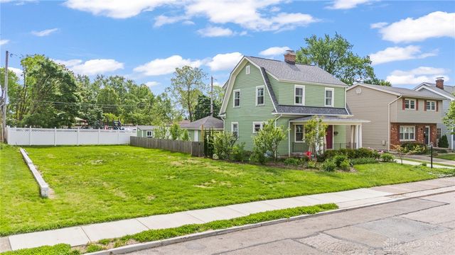 2908 Roanoke Avenue, Kettering, OH 45419