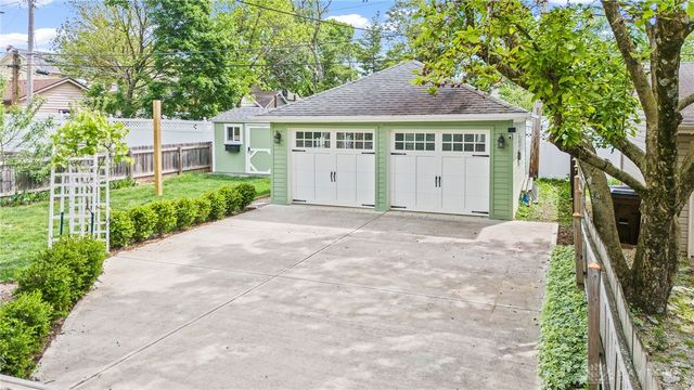 2908 Roanoke Avenue, Kettering, OH 45419