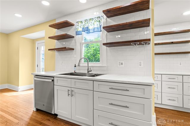2908 Roanoke Avenue, Kettering, OH 45419