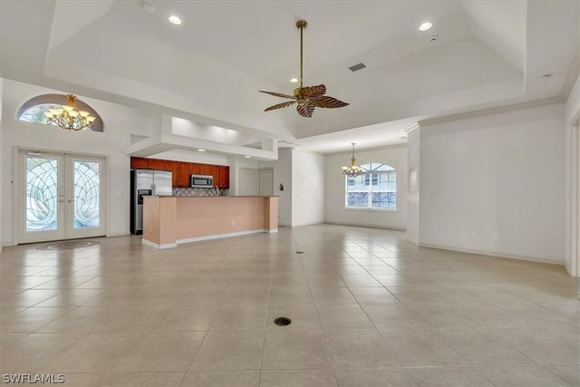 10823 Longshore WAY E, Naples, FL 34119