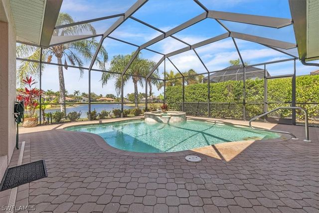 10823 Longshore WAY E, Naples, FL 34119