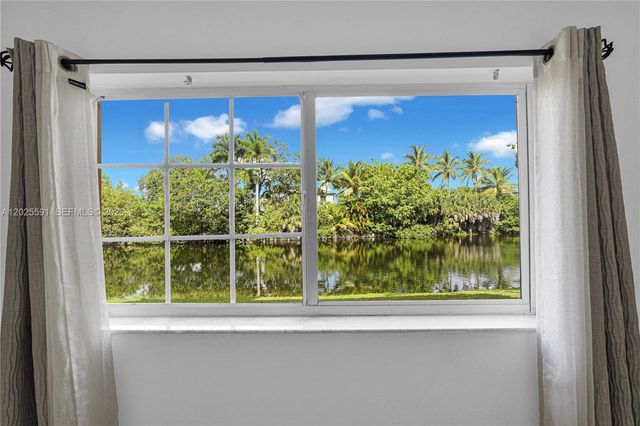 3680 N 56th Ave 806, Hollywood, FL 33021