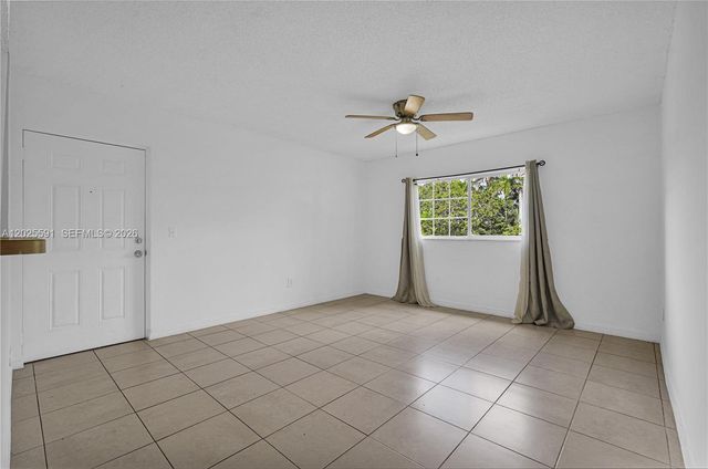 3680 N 56th Ave 806, Hollywood, FL 33021
